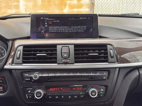 Used 2015 BMW 328i xDrive 328i xDrive Sedan 4D image 18