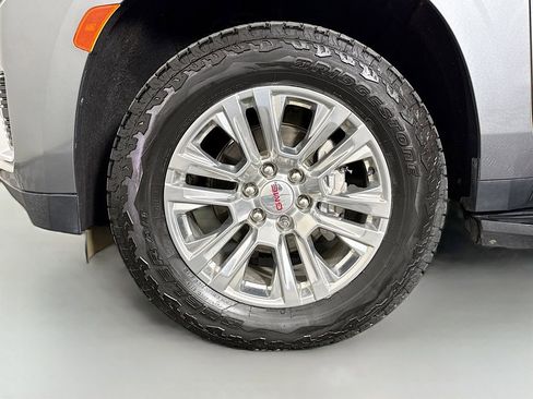 Used 2021 GMC Yukon XL Denali AWD/4WD image 33