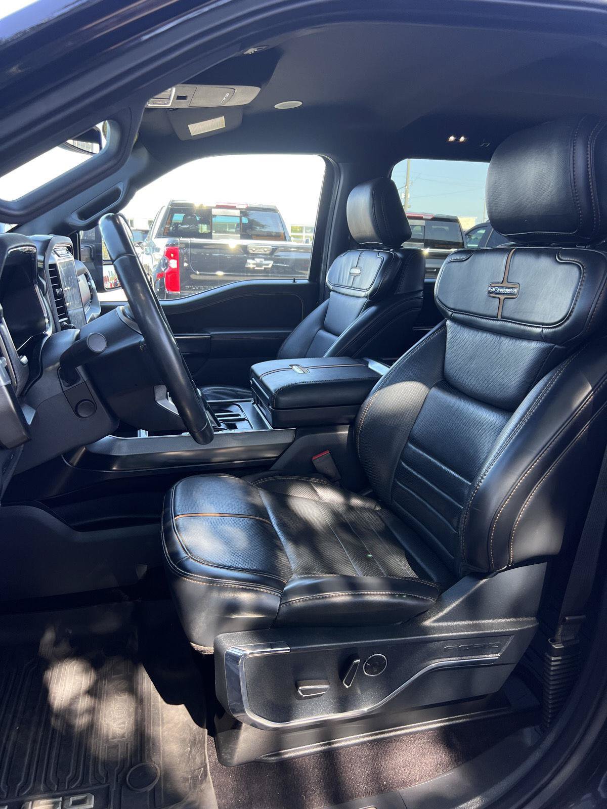 Used 2021 Ford F150 Platinum w/ Equipment Group 701A High AWD/4WD image 4