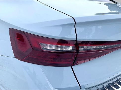 Used 2025 Volkswagen Jetta GLI Autobahn FWD image 28