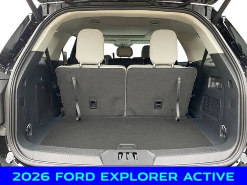 New 2026 Ford Explorer Active w/ Active Comfort Package image 5