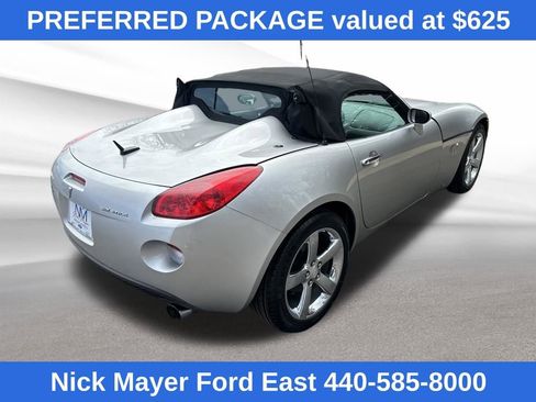 Used 2007 Pontiac Solstice Convertible w/ Premium Package image 7
