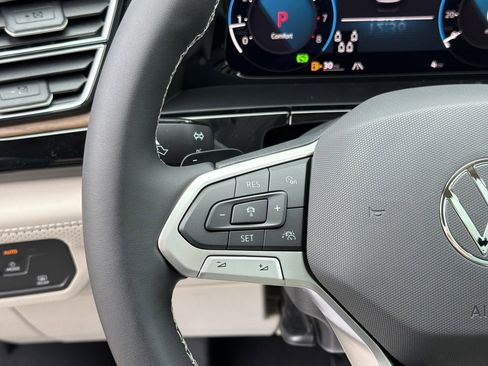 New 2026 Volkswagen Atlas SE FWD image 27