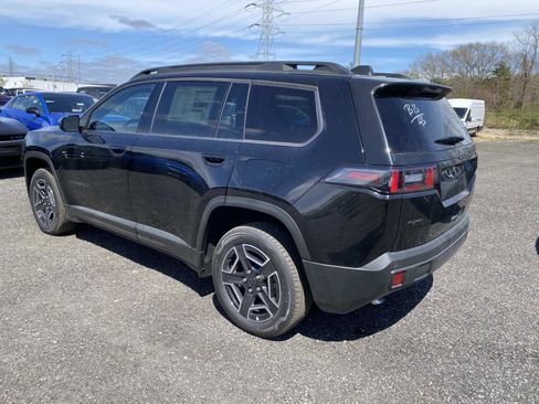 New 2026 Jeep Cherokee Laredo AWD/4WD image 3