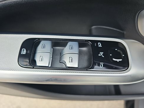 Certified 2026 Mercedes-Benz GLC 43 AMG 4MATIC image 30