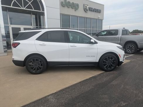 Used 2023 Chevrolet Equinox RS image 7
