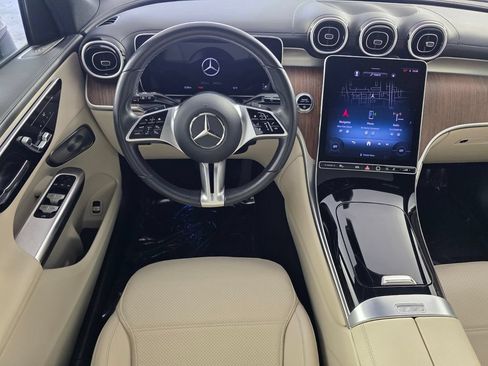 Certified 2024 Mercedes-Benz GLC 300 image 13