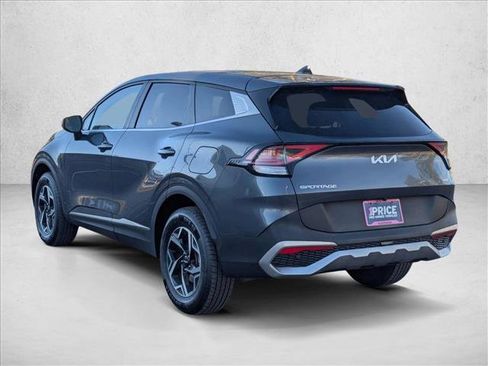 Used 2023 Kia Sportage LX image 8