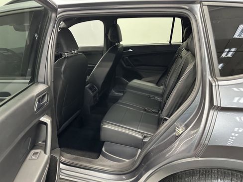 Used 2021 Volkswagen Tiguan SE R-Line image 25