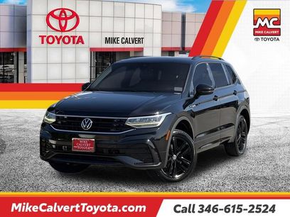 Used 2022 Volkswagen Tiguan SE R-Line