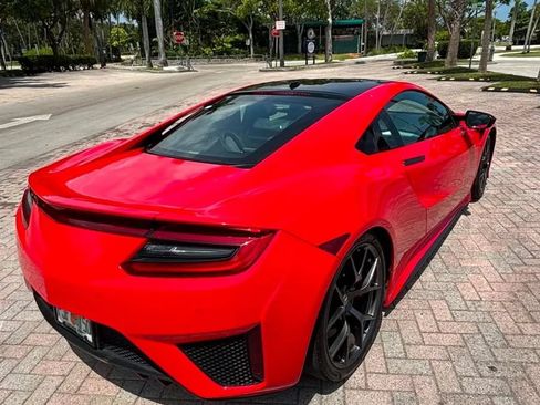 Used 2017 Acura NSX AWD/4WD image 5
