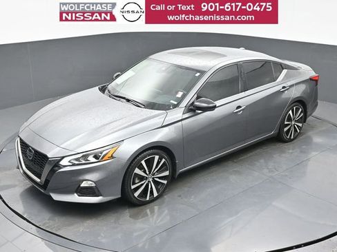 Used 2021 Nissan Altima 2.5 SR w/ SR Premium Package image 31