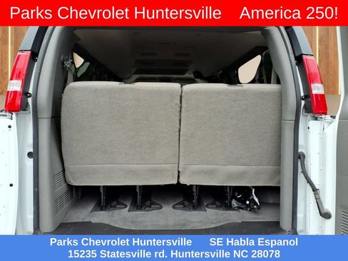 Certified 2025 Chevrolet Express 3500 LT w/ LT Preferred Equipment Group RWD image 34
