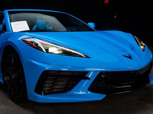 Used 2022 Chevrolet Corvette Stingray Premium Cpe w/ Battery Protection Package RWD image 8