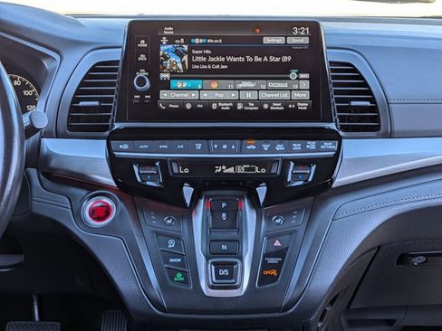 Used 2025 Honda Odyssey Sport-L image 14