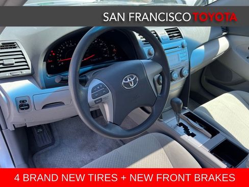 Used 2007 Toyota Camry LE FWD image 12