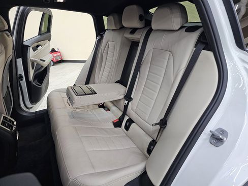 Used 2020 BMW X4 xDrive30i w/ Executive Package image 26