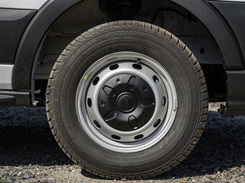 New 2026 Ford Transit 250 148 Medium Roof image 15