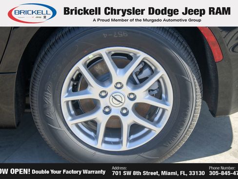 New 2025 Chrysler Pacifica Select image 41