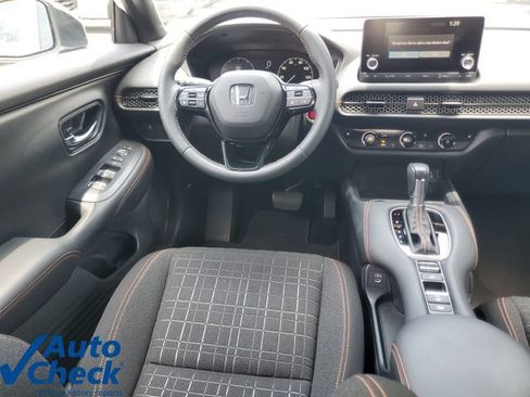 Used 2024 Honda HR-V Sport image 15