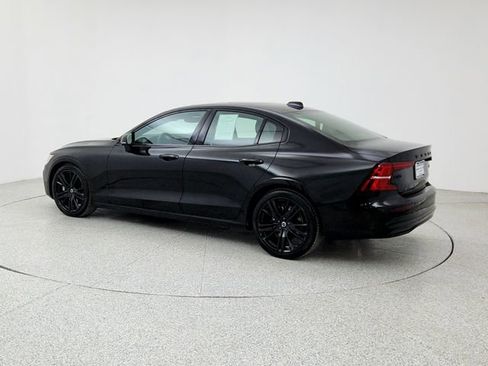 Used 2023 Volvo S60 B5 Plus w/ Climate Package image 7