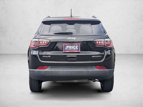 Used 2017 Jeep Compass Sport AWD/4WD image 7