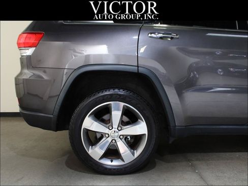 Used 2015 Jeep Grand Cherokee Limited w/ Luxury Group II AWD/4WD image 13