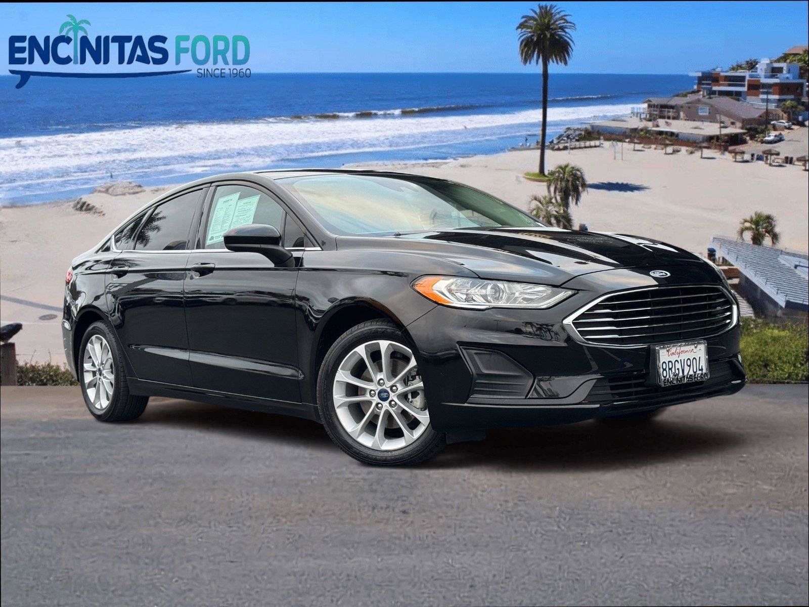 Used 2020 Ford Fusion SE FWD image 1