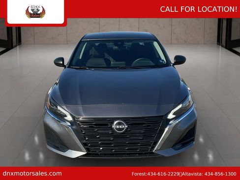 Used 2024 Nissan Altima 2.5 SV image 8