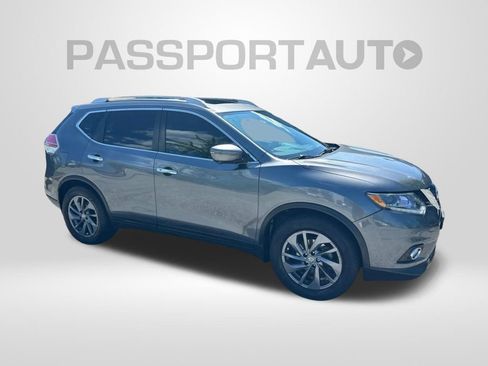 Used 2016 Nissan Rogue SL w/ SL Premium Package FWD image 3
