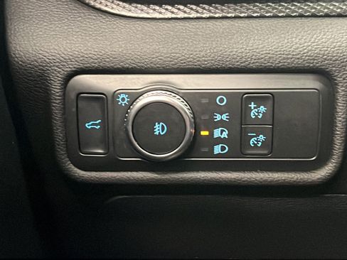 Used 2022 Ford Explorer ST w/ Equipment Group 401A AWD/4WD image 33