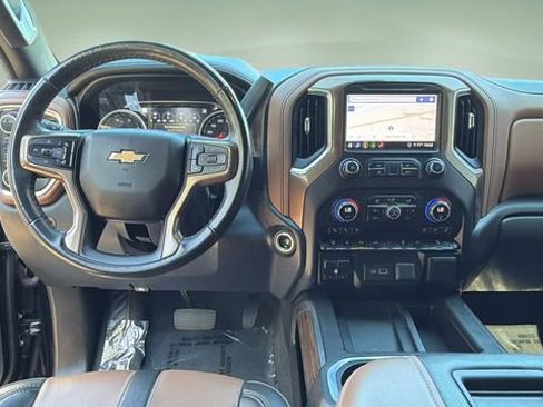 Used 2020 Chevrolet Silverado 2500 High Country w/ Z71 Off-Road Package AWD/4WD image 13