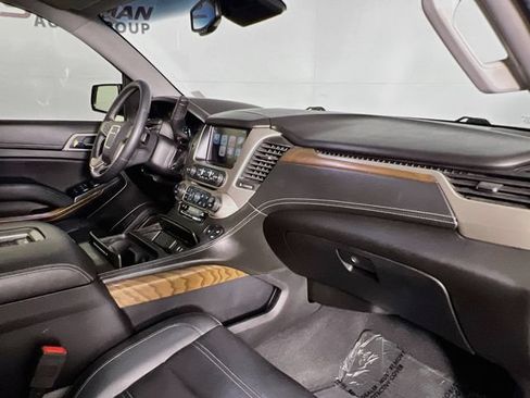 Used 2019 GMC Yukon Denali w/ Open Road Package AWD/4WD image 43