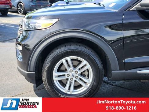 Used 2023 Ford Explorer XLT w/ Equipment Group 202A AWD/4WD image 9
