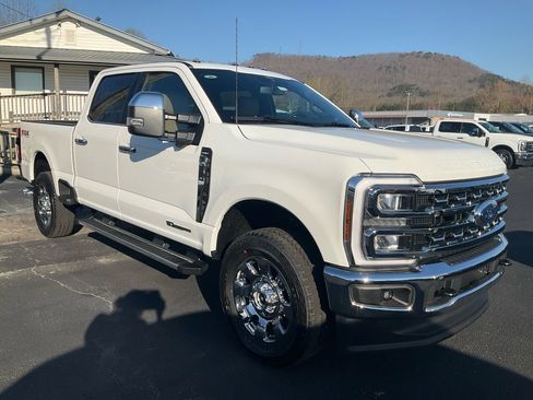 New 2026 Ford F250 Lariat w/ Chrome Package AWD/4WD image 3