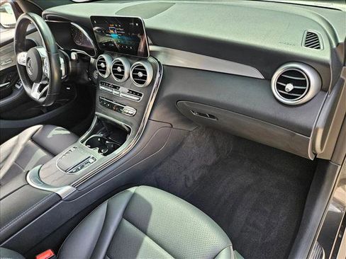 Used 2022 Mercedes-Benz GLC 300 image 20