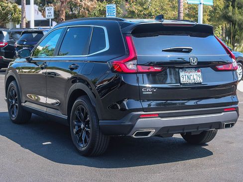 Certified 2025 Honda CR-V Sport image 7