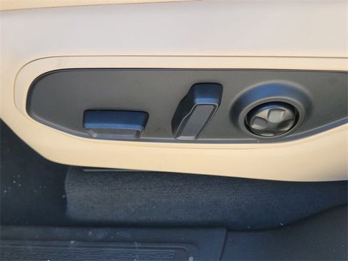 New 2025 Jeep Grand Cherokee Limited image 17