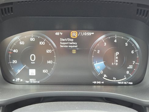 Used 2021 Volvo XC60 T6 Inscription w/ Protection Package Premier image 29