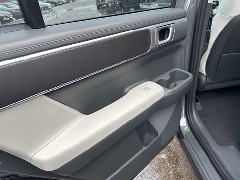 New 2026 Hyundai Santa Fe SE image 17