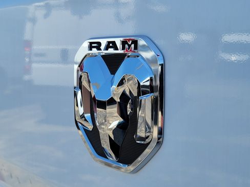Used 2025 RAM ProMaster 2500 w/ U-Haul Equipment Group FWD image 20