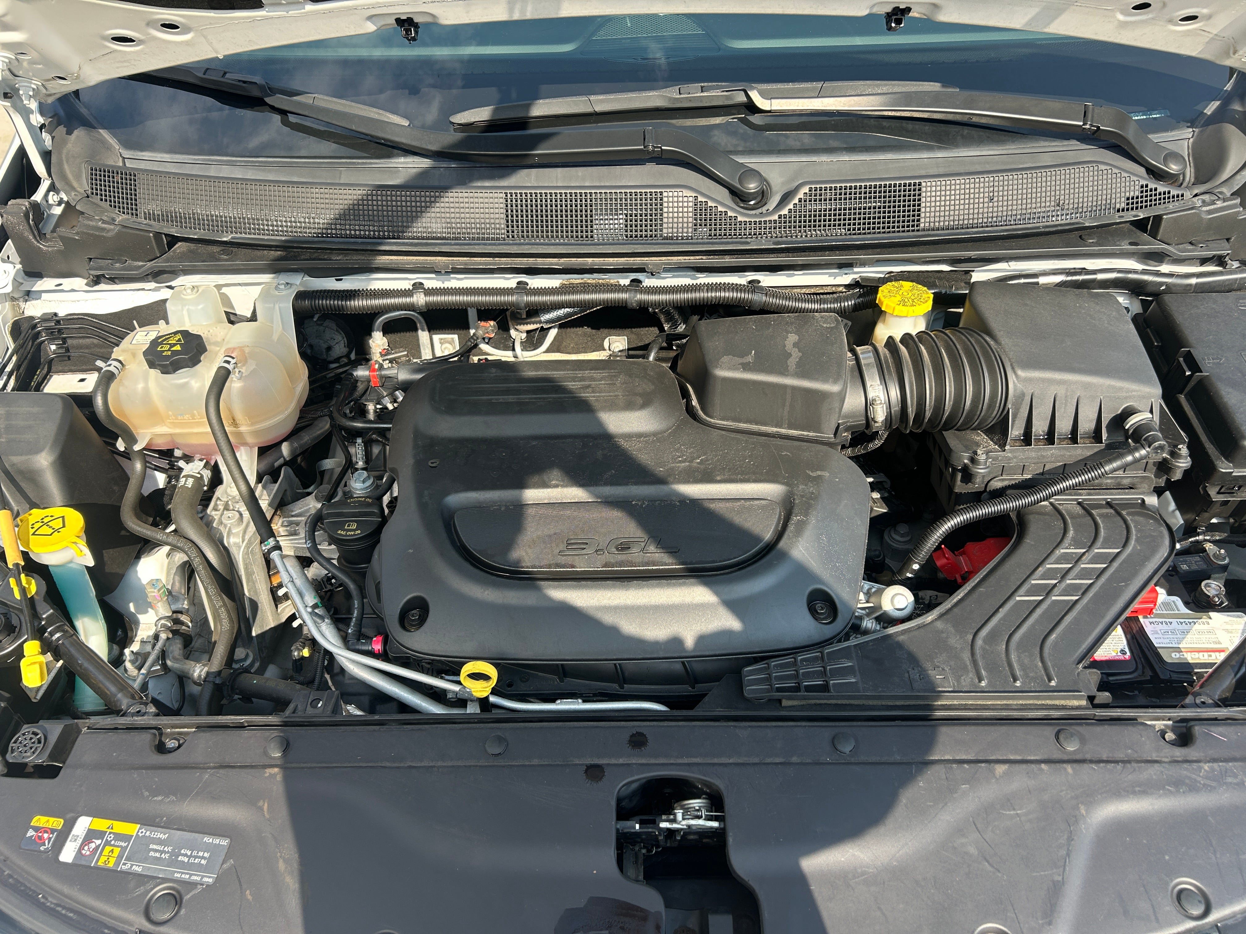 Used 2024 Chrysler Pacifica Touring-L FWD image 12