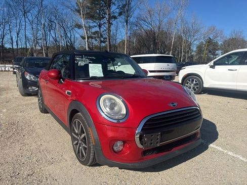 Used 2018 MINI Cooper Convertible image 1