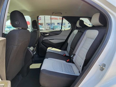 Used 2024 Chevrolet Equinox LT AWD/4WD image 13