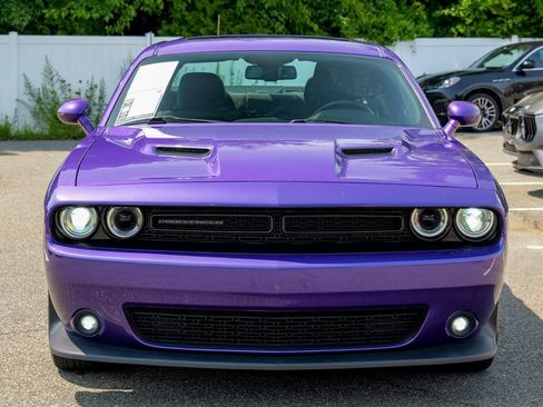 Used 2018 Dodge Challenger SXT w/ Blacktop Package RWD image 2
