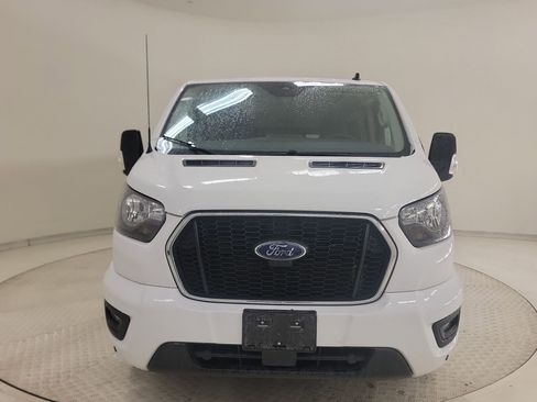 Used 2024 Ford Transit 350 XLT image 4