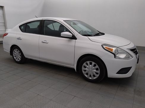 Used 2017 Nissan Versa SV FWD image 11