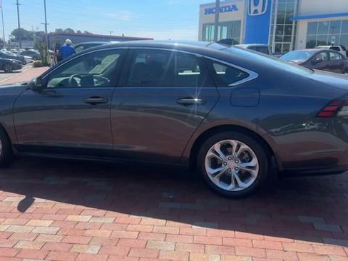 Certified 2023 Honda Accord LX image 8