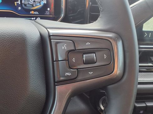 Certified 2025 Chevrolet Silverado 2500 ZR2 w/ Technology Package AWD/4WD image 15