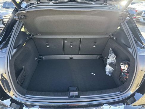 New 2026 Mercedes-Benz GLA 250 image 5